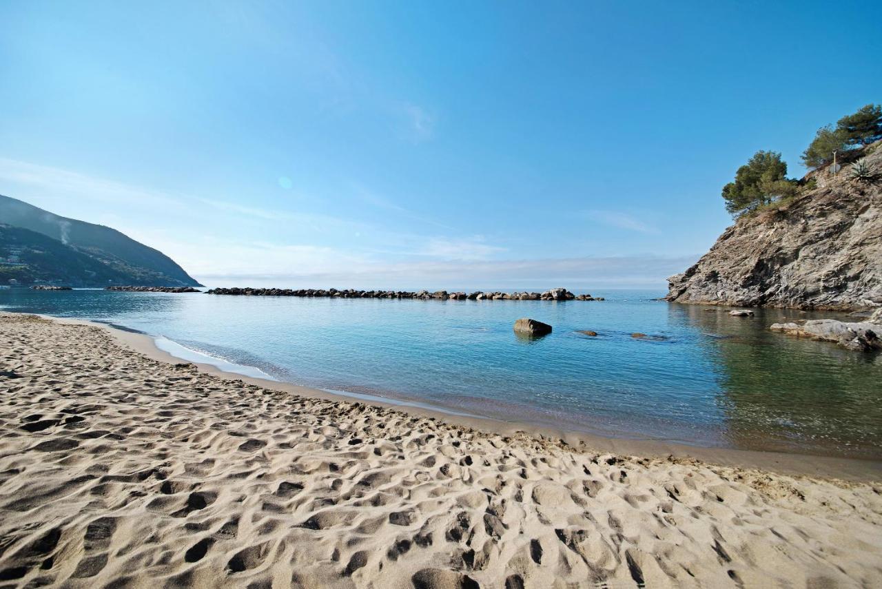 Moneglia Monte Villa Buitenkant foto